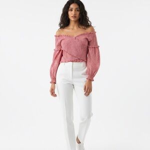 Zara red and white smocked gingham crop top. Size Small Women’s